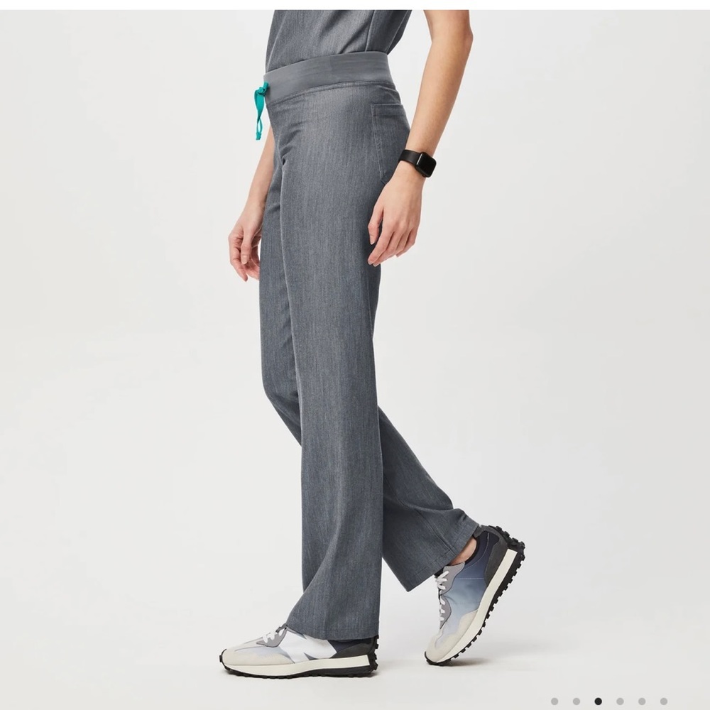 Figs Livingston Basic Scrub Pants - image 2